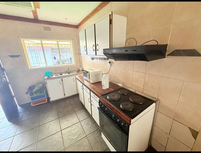 2 BEDROOM HOUSE FOR SALE IN VANDERBIJLPARK CW 6